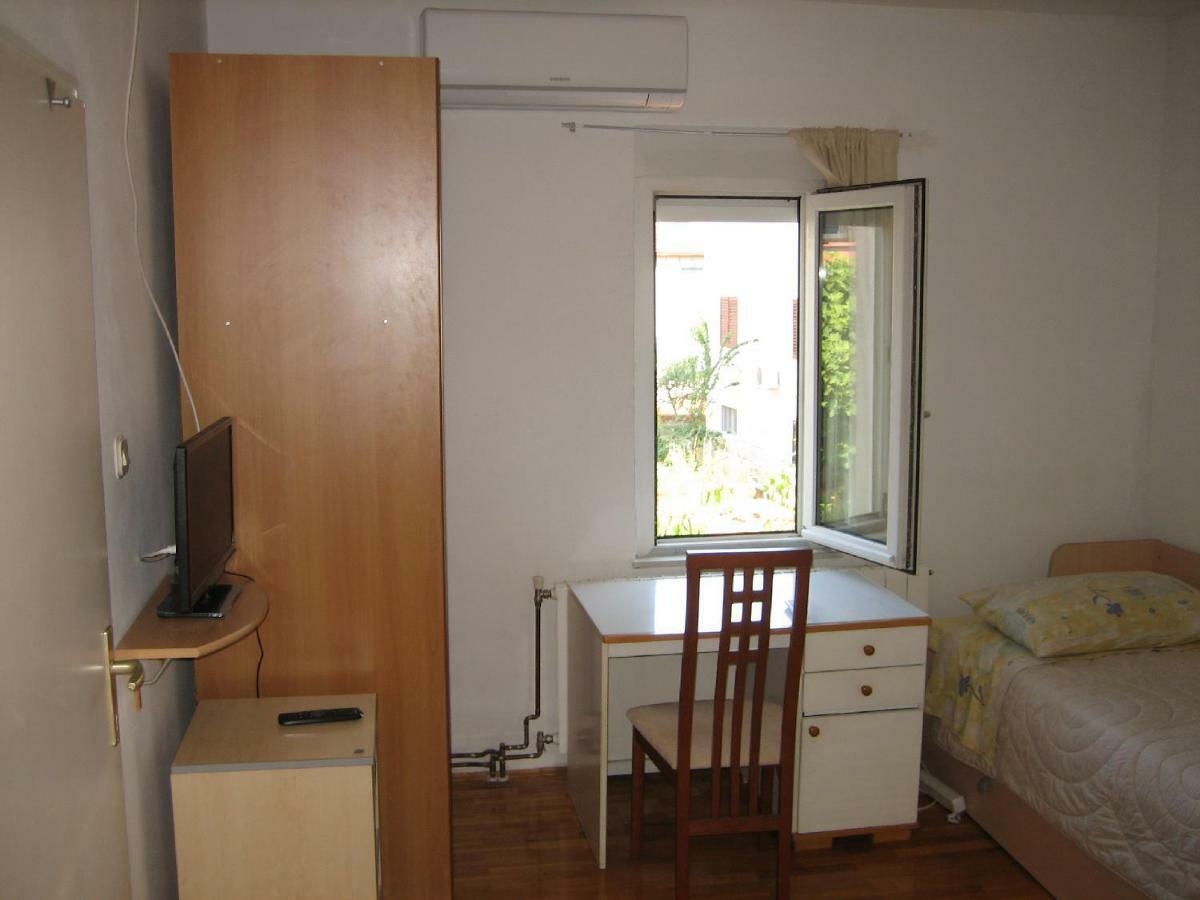 Tihi Apartman Задар Екстер'єр фото
